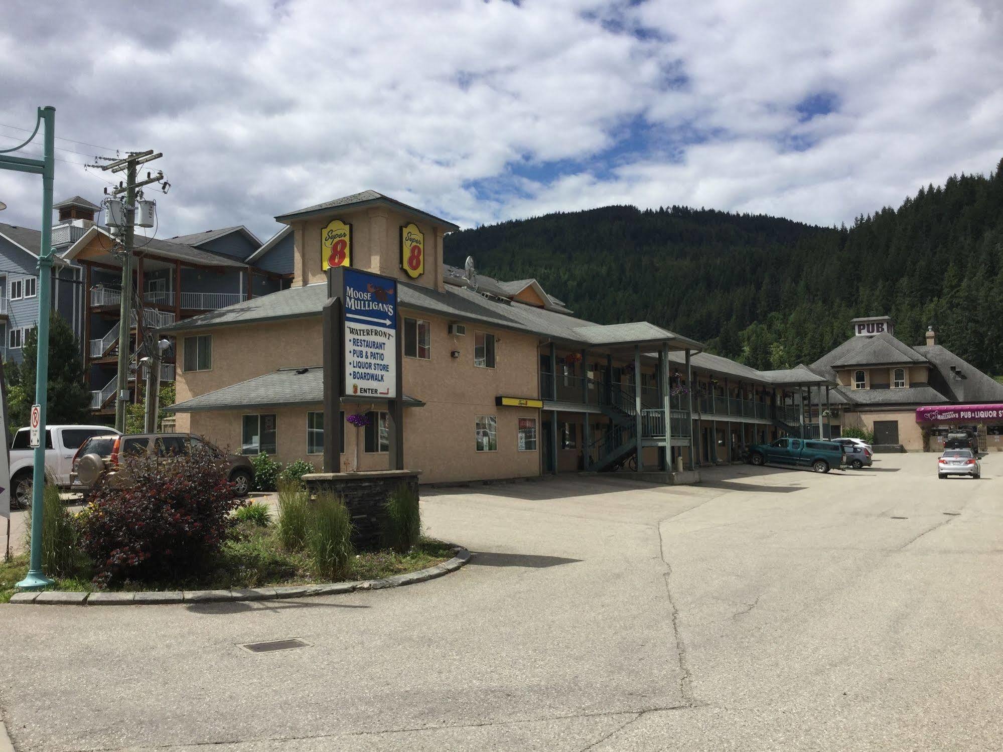 西卡穆斯速8汽车旅馆 希卡姆斯 外观 照片
